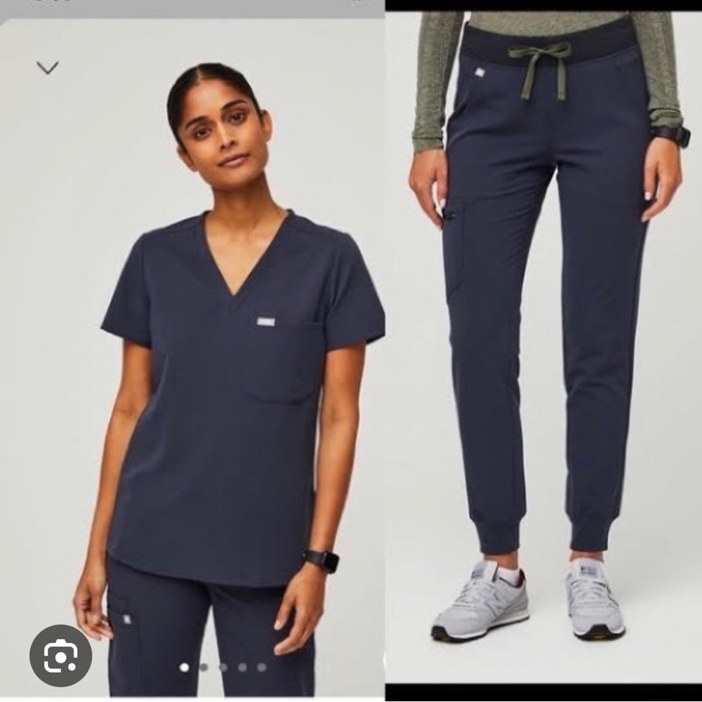 FIGS Quiet Navy - Zamora Jogger and Catarina Top Set